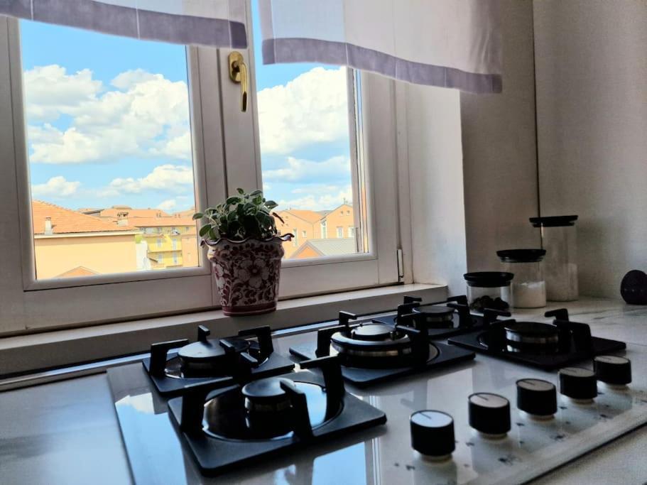 Nur Casa Vacanze Bergamo Apartment Bagian luar foto
