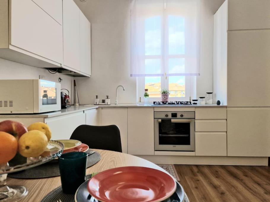 Nur Casa Vacanze Bergamo Apartment Bagian luar foto